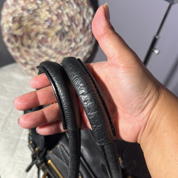 SOLD EUC Chloe’ Paddington Large black leather purse with lock and key - Picture 4 of 17